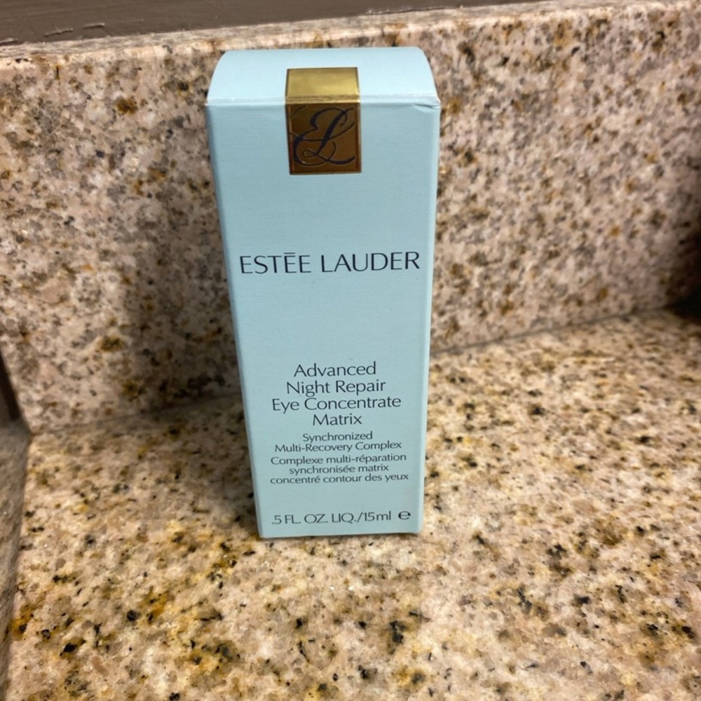 Estée Lauder Advanced Night Repair Eye Concentrate Matrix - Valued @ $135